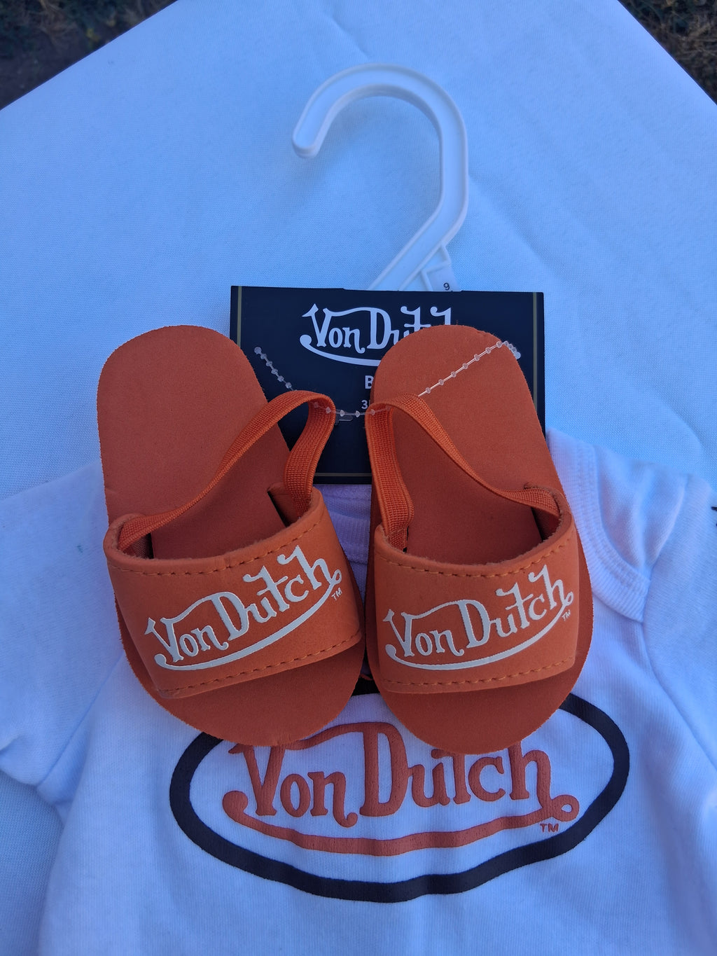 Von Dutch Baby Girl 3-Piece Bodysuit, Shorts & Sandal Set | 9M