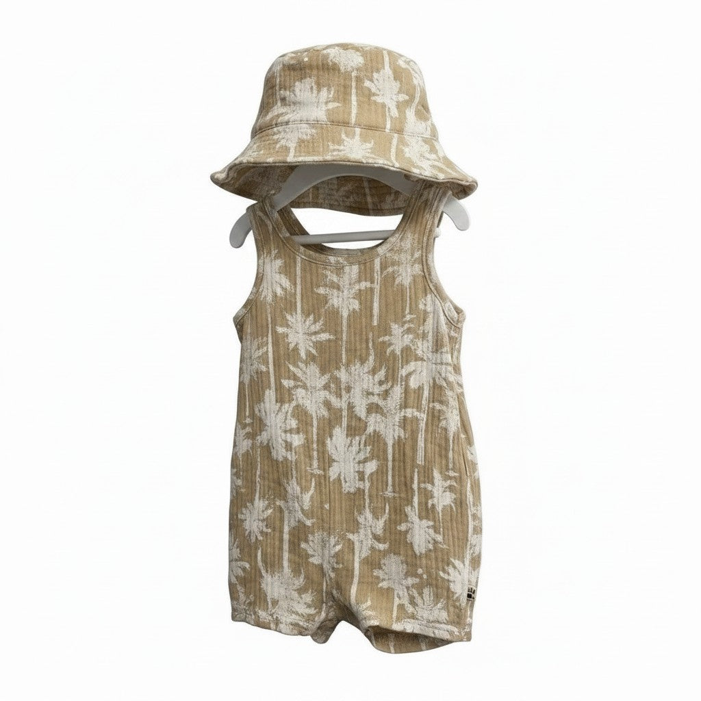 Bearpaw Gauze Palm Print Romper & Bucket Hat Set | Size 3–6 Months